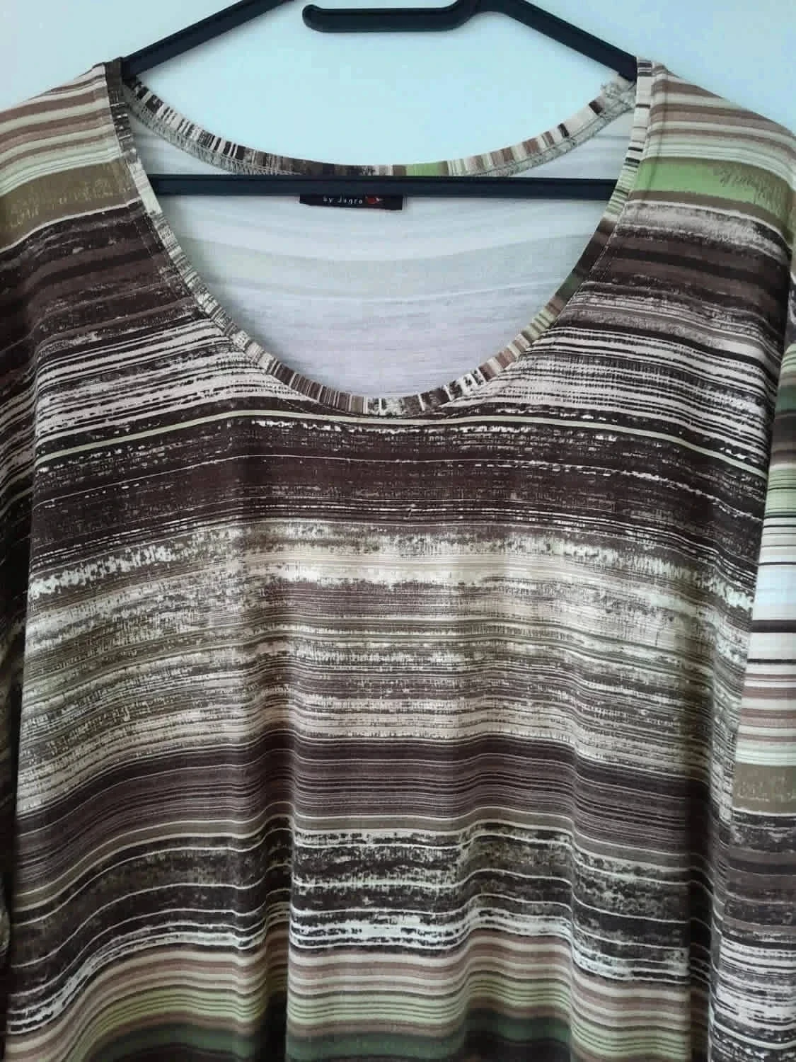 Blusa feminina, tamanho 54 Marca That's Me Cor bege, marrom, verde – photo 3